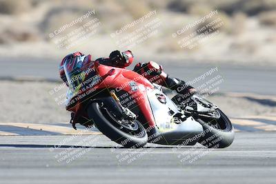 media/Dec-07-2025-CVMA (Sun) [[3e7d2de5dc]]/Race 10-Formula 40 Open/